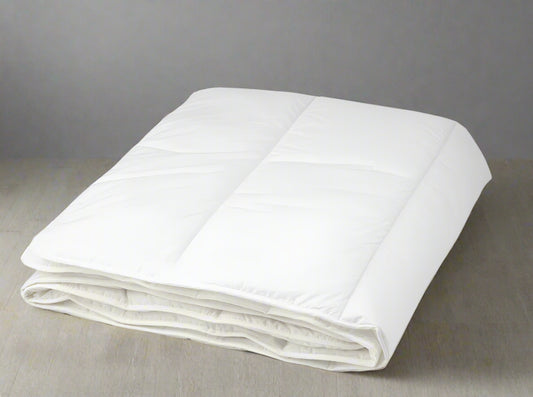 Comfy Comforter: The Dot